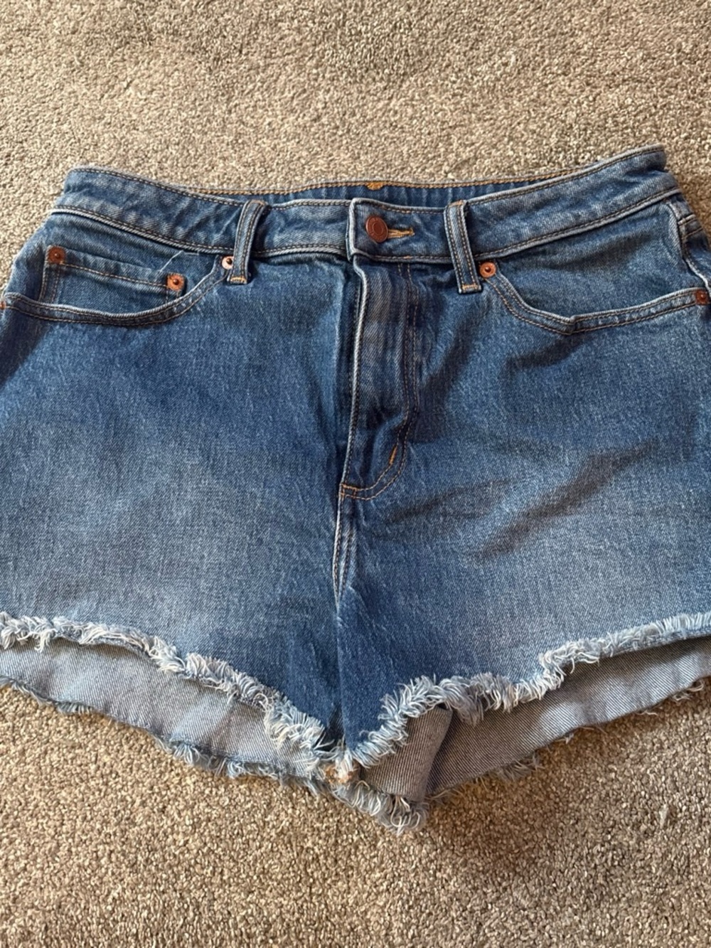 VICTORIA’s SECRET PINK - Dark wash denim shorts